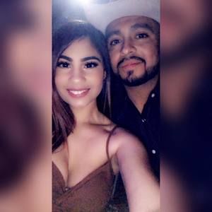 Meet your Posher, Yesseli